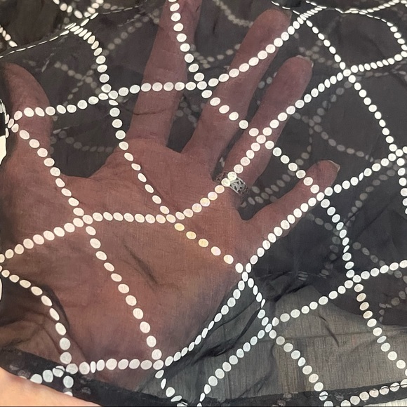 NWT OULIE Black Long Sleeve Sheer 100% Silk Blouse Size M - Picture 3 of 10